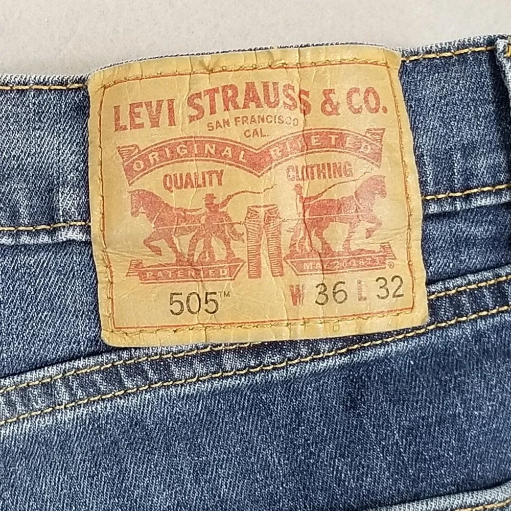 Levi's 505 jeans men's 36x32 regular fit straight blue stretch denim pants